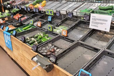 Lege groenteschappen, of het nu is door corona, boerenacties, duur gas of slecht weer. - Foto: ANP