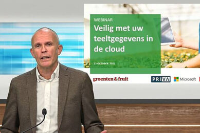 Ton van der Scheer, redacteur Groenten&Fruit, presenteert het webinar 'Veilig met uw teeltgegevens in de cloud' op 12 oktober 2021. - Foto: Misset