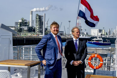 Koning Willem-Alexander liet zich onlangs informeren over waterstof in de Rotterdamse haven. - Foto: ANP