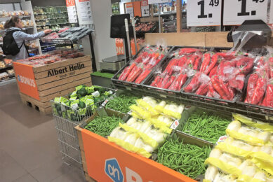 Groente en fruit in de supermarkt ligt er nog maar zelden belabberd bij. - foto: Ton van der Scheer