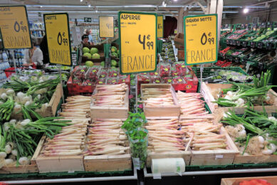 Franse supermarkten zouden te hoge marges op agf hanteren om hun lokkende aanbiedingen met A-merken te kunnen financieren.   foto Ton van der Scheer