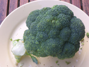 Goede kwaliteit broccoli in schap (wk 42)