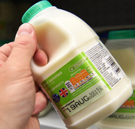 Britse supers garanderen minimumprijs melk